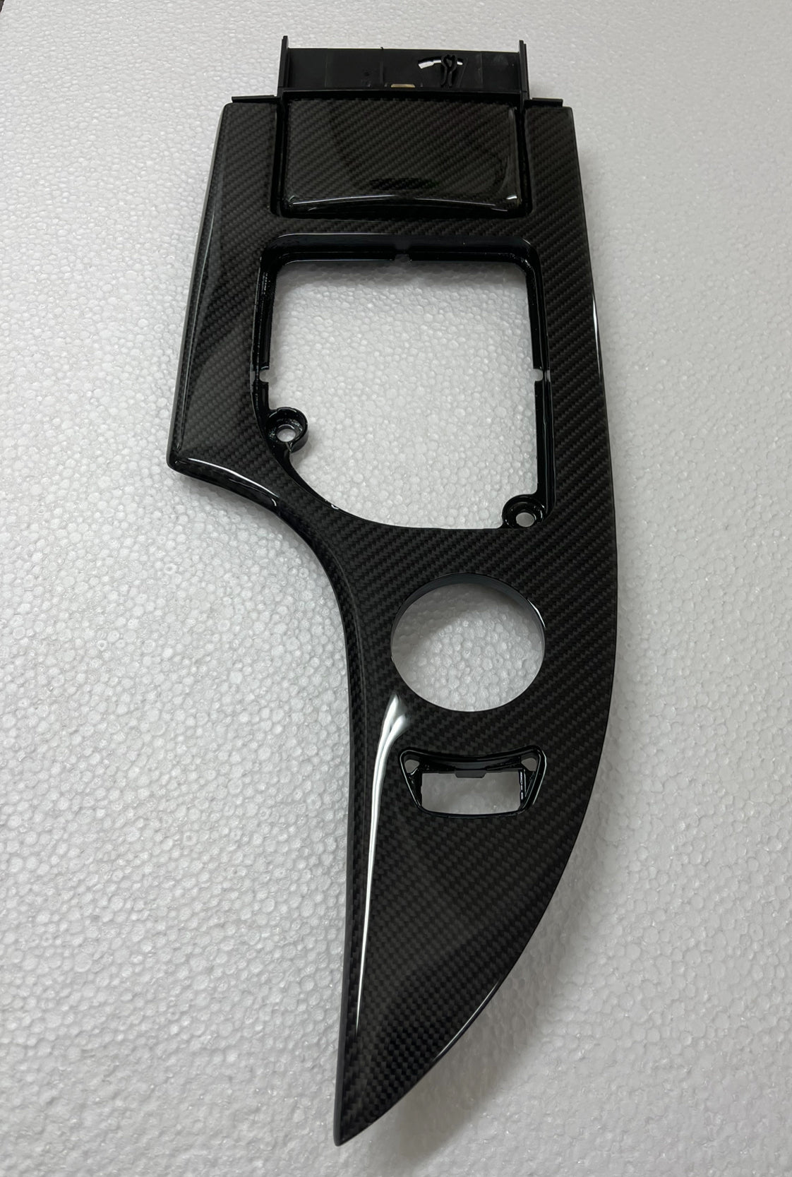 Carbon center console compatible with BMW E60/E61 M5