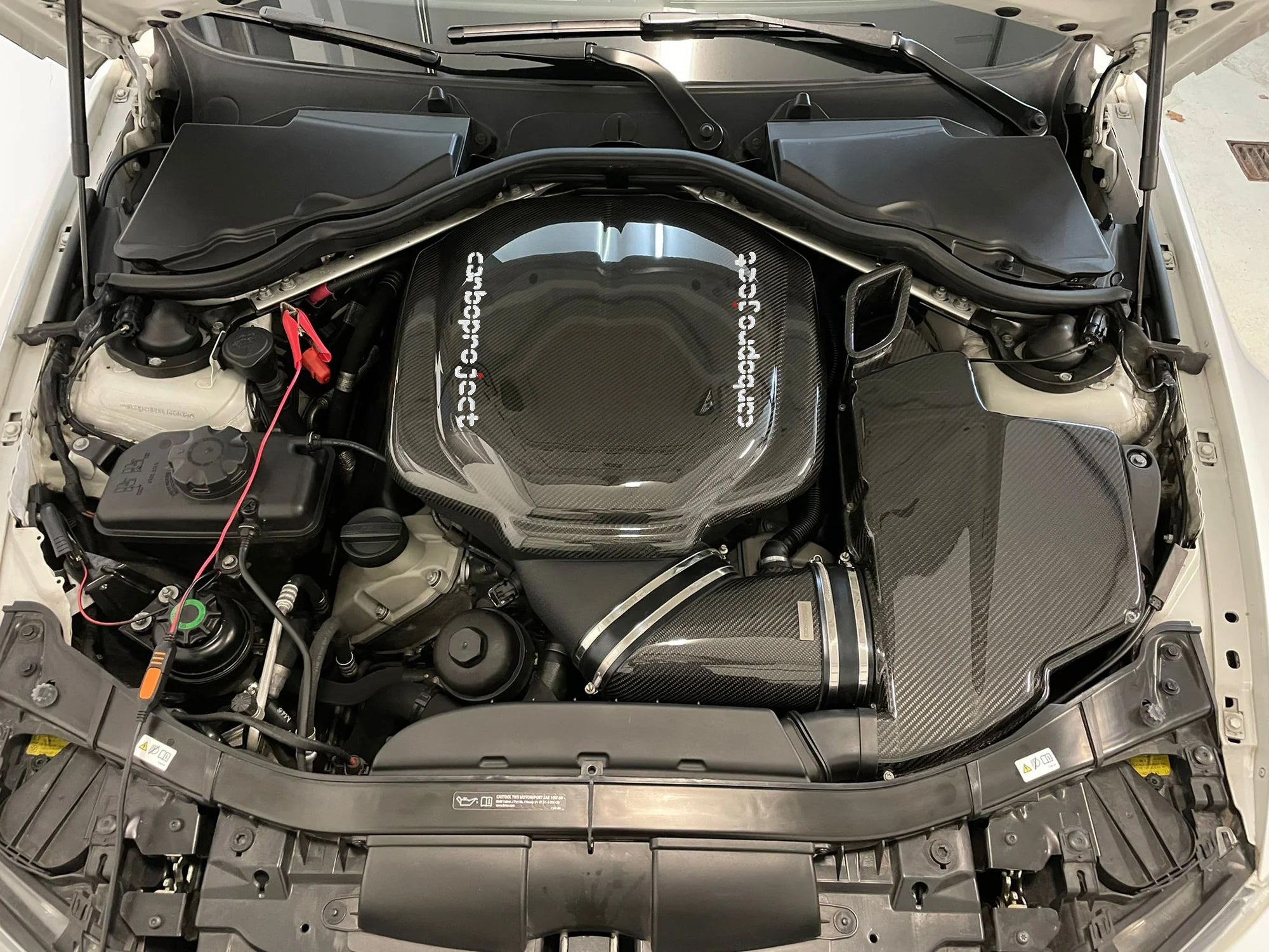 Carbon Airbox V2 compatible with BMW E90 / 92 M3
