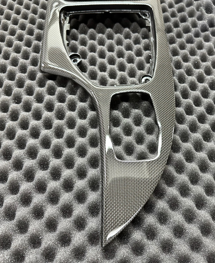 Carbon center console compatible with BMW E60/E61 M5