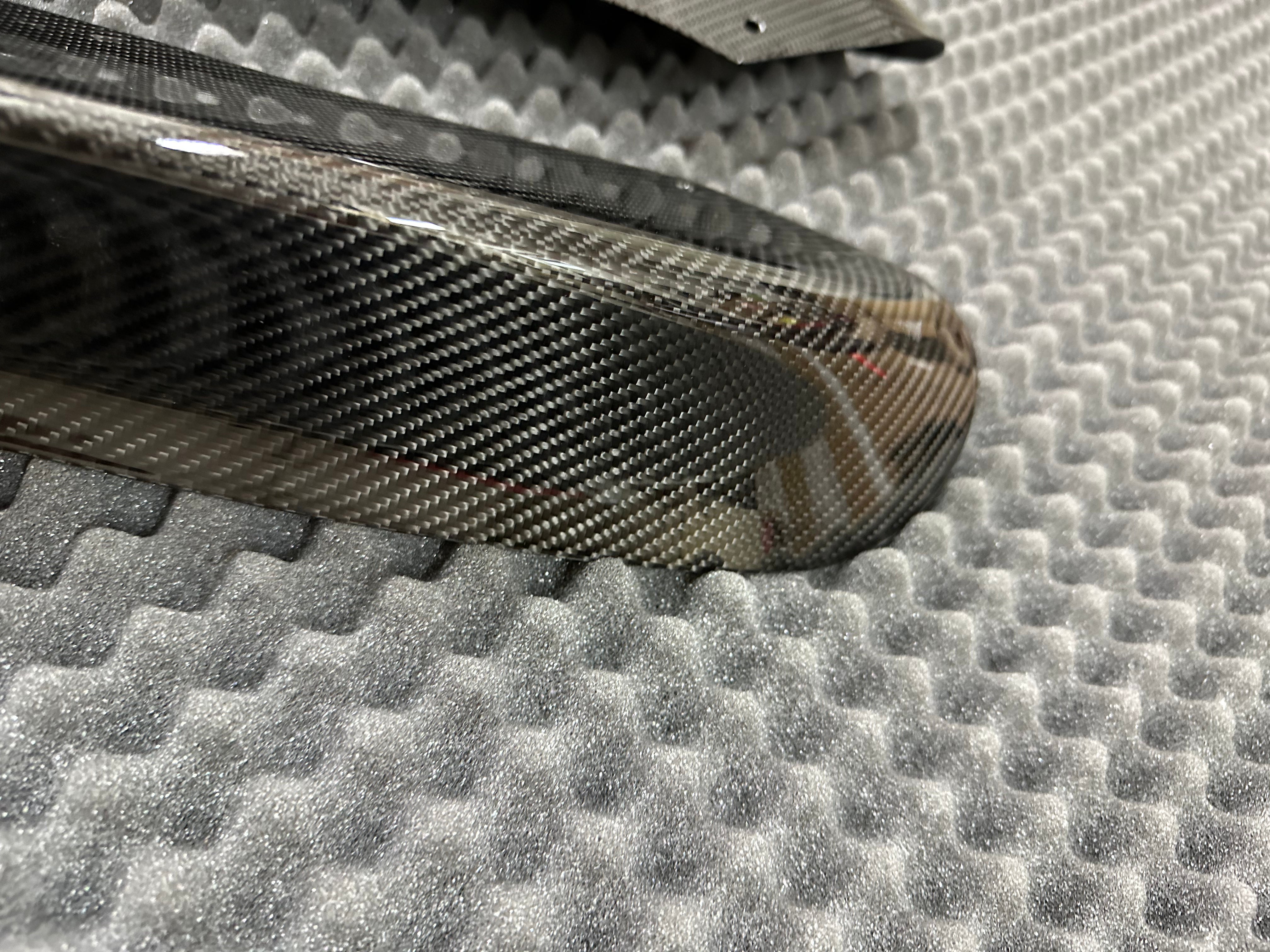Full carbon front flaps compatible with BMW E46