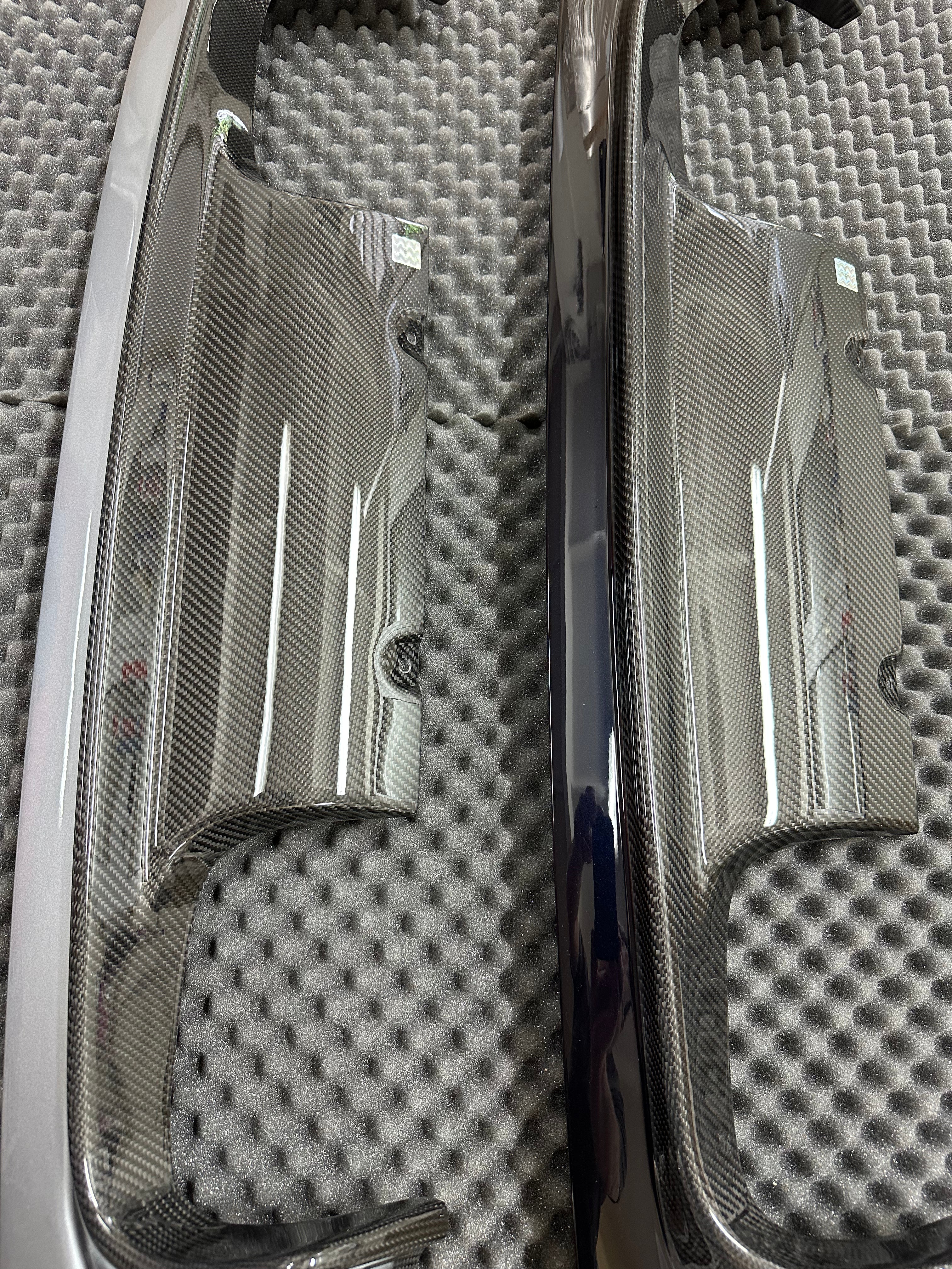 Full carbon rear panel compatible with BMW E46 M3 and CSL