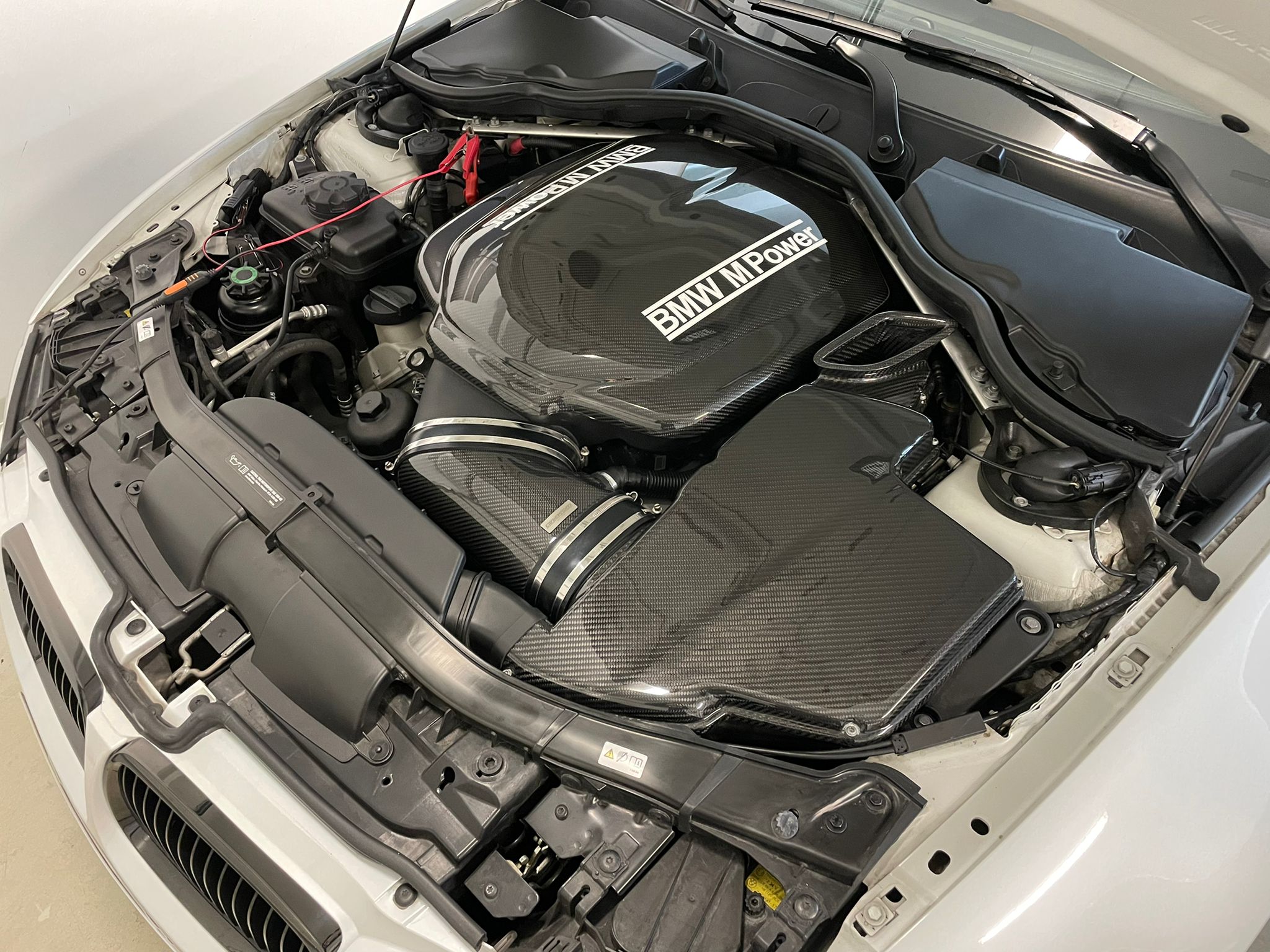 Carbon Ansaugrohr für den BMW E90/92 M3