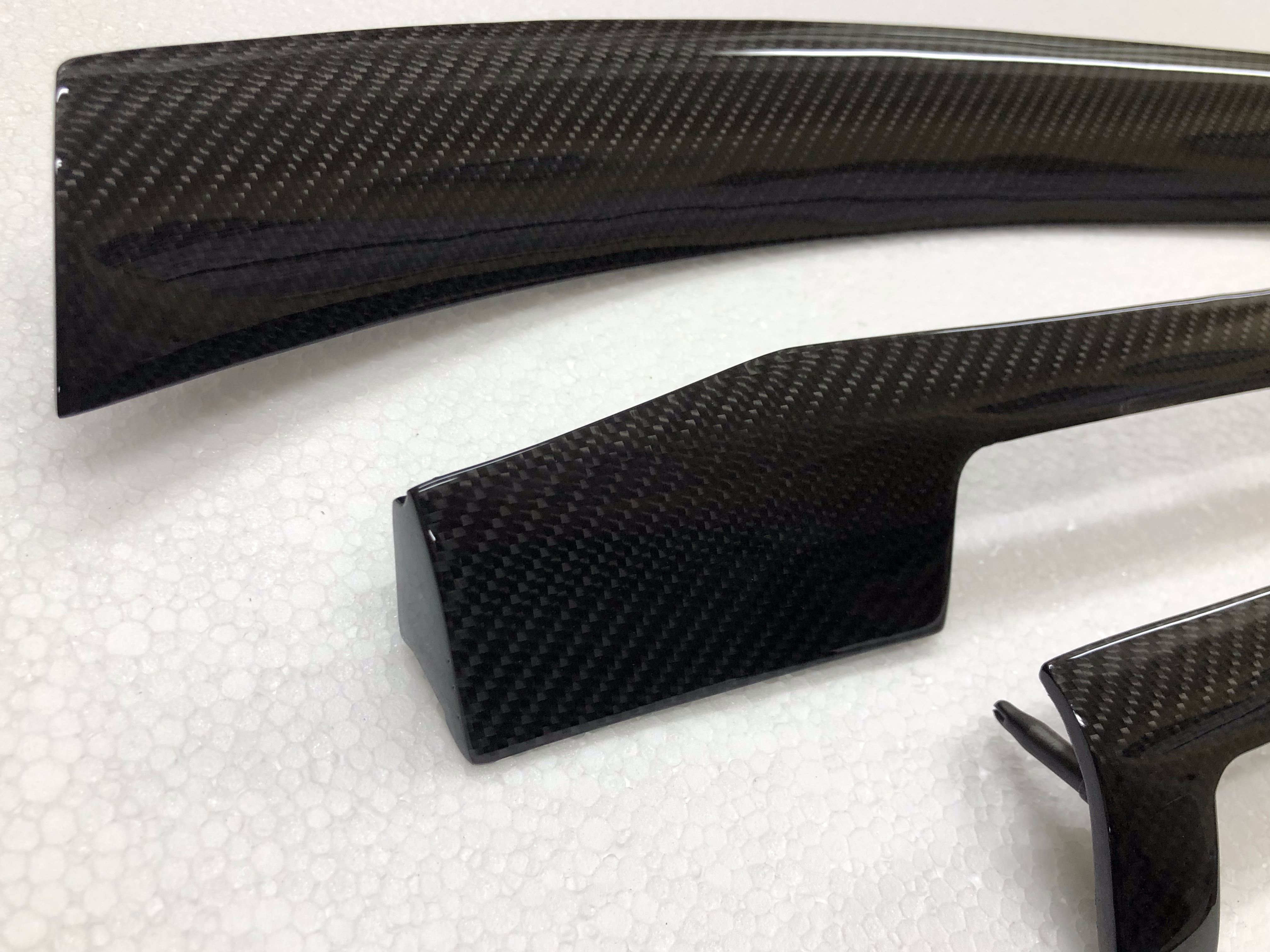 Carbon interior trim compatible with BMW E46 M3 CSL