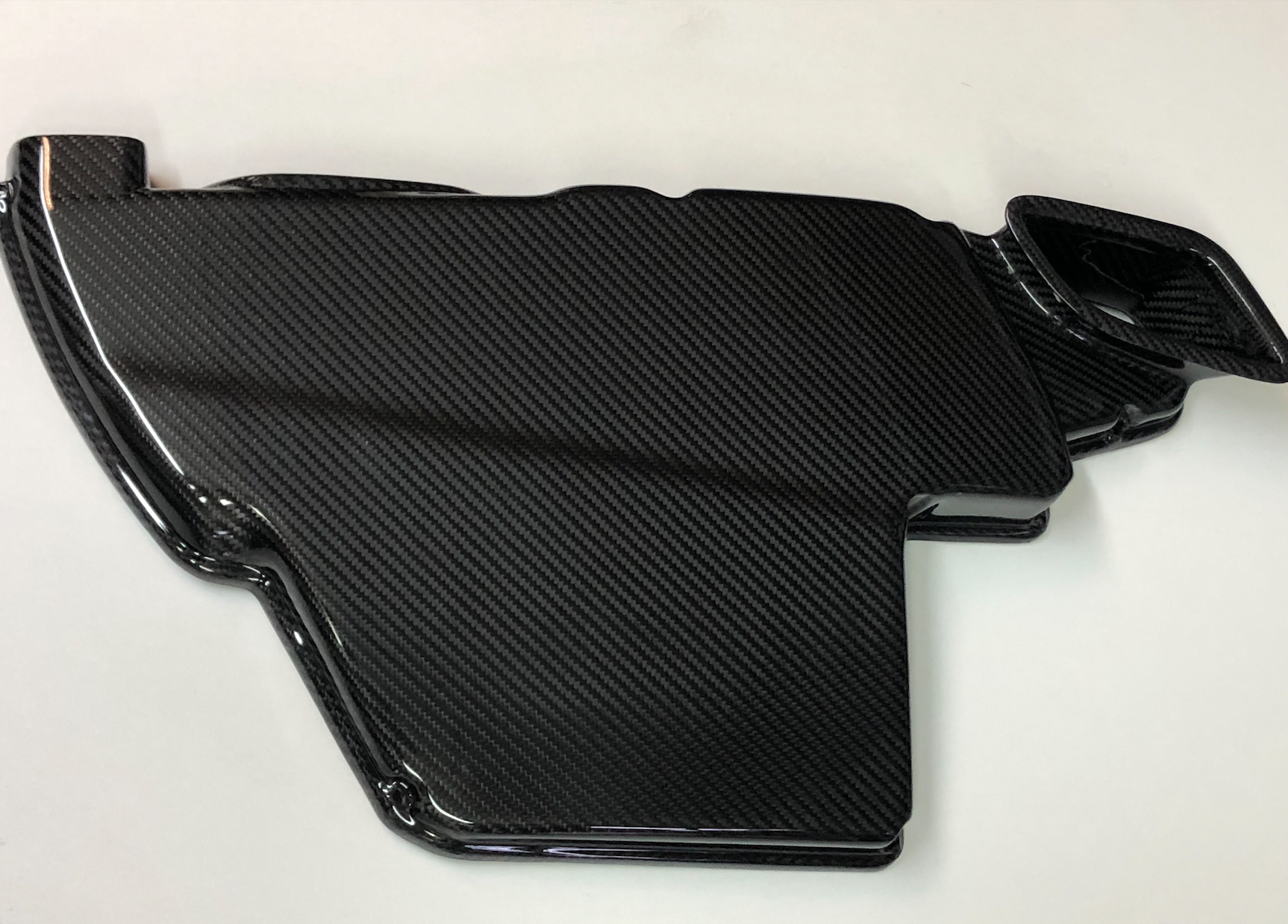 <transcy>Air Filter Cover compatible with BMW E9X M3</transcy>