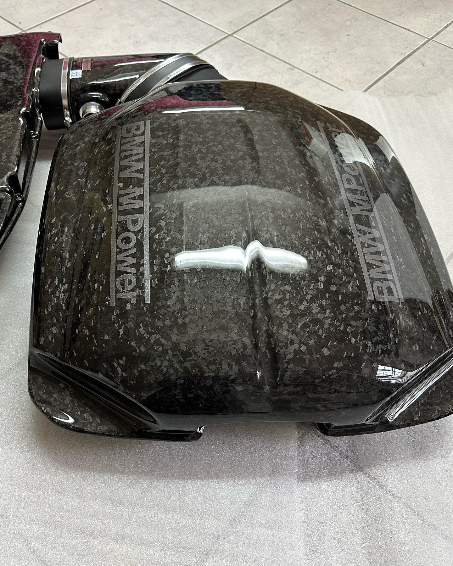 Forged Carbon Airbox * Limited Edition * for the BMW E90 / 92 M3