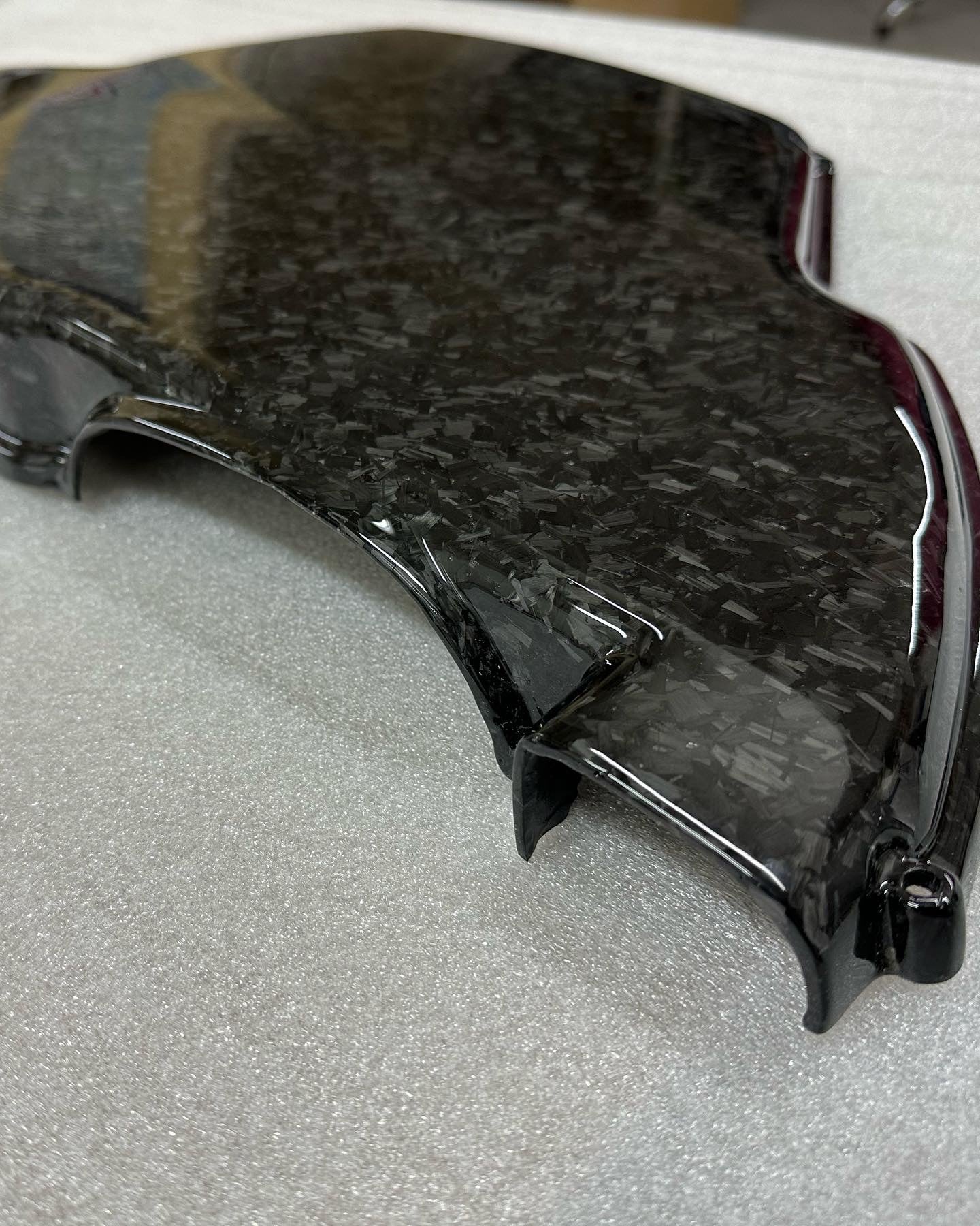 <transcy>Air Filter Cover - BMW E9X M3</transcy>