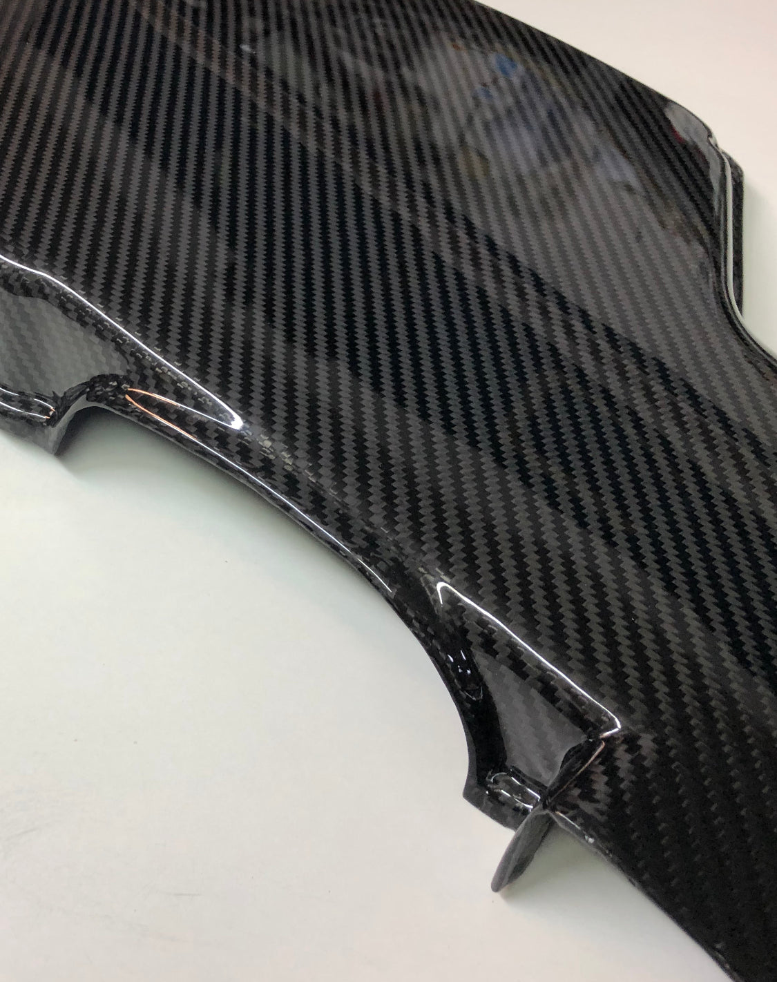 <transcy>Air Filter Cover compatible with BMW E9X M3</transcy>