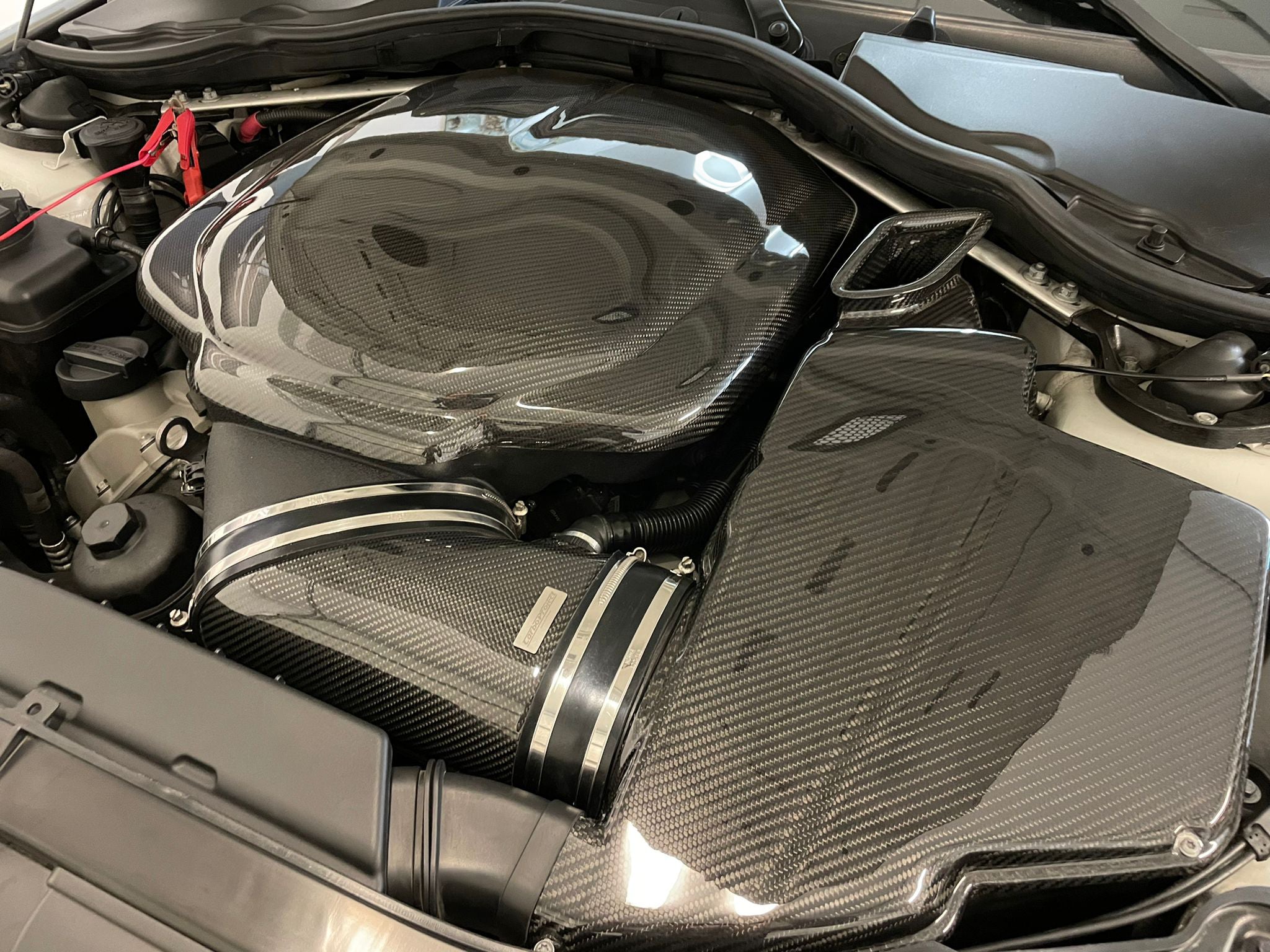 Carbon Airbox V2 for the BMW E90 / 92 M3