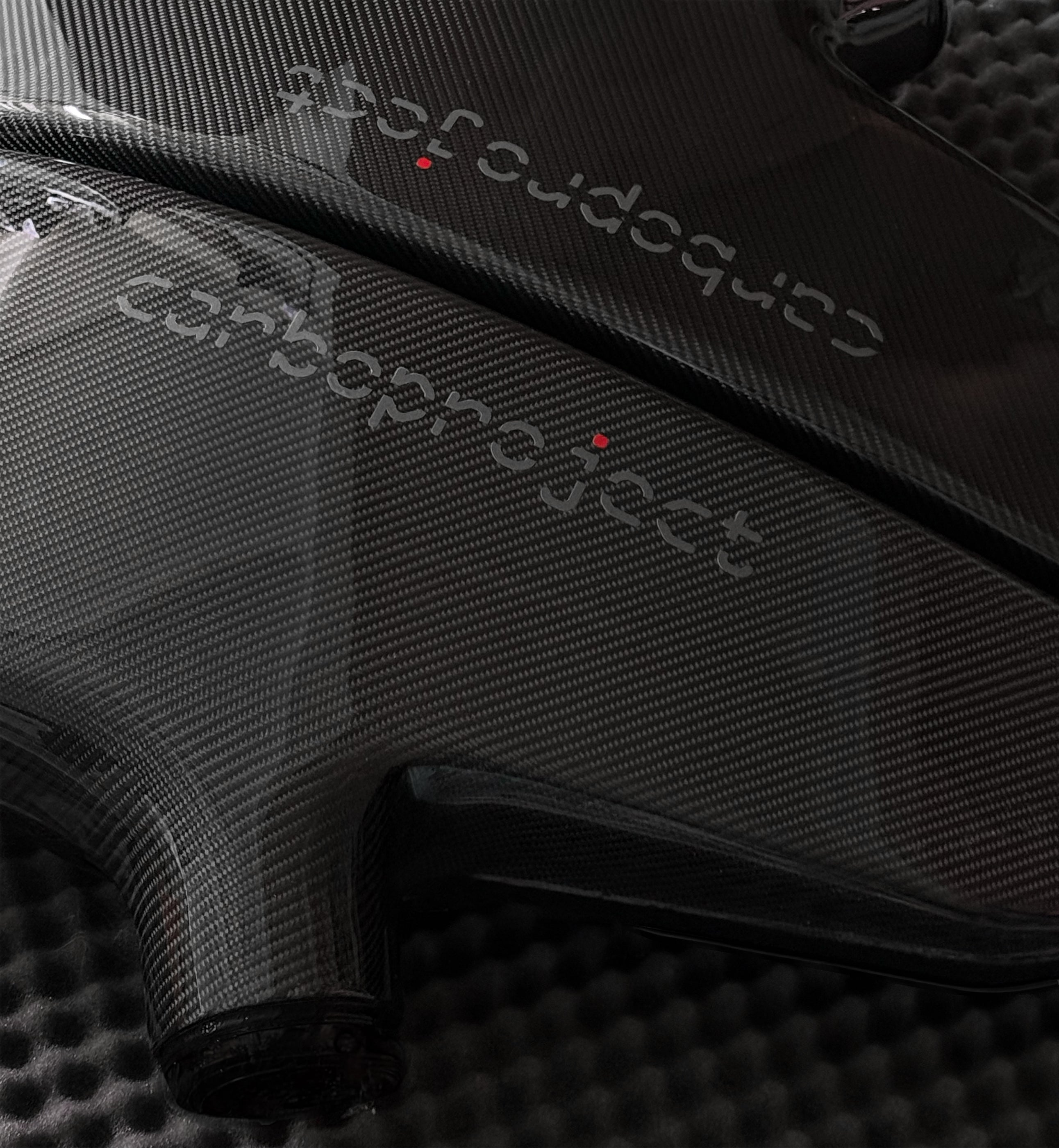 Carbon Airbox V2 kompatibel mit BMW E60 / E61 / E63 M5 M6
