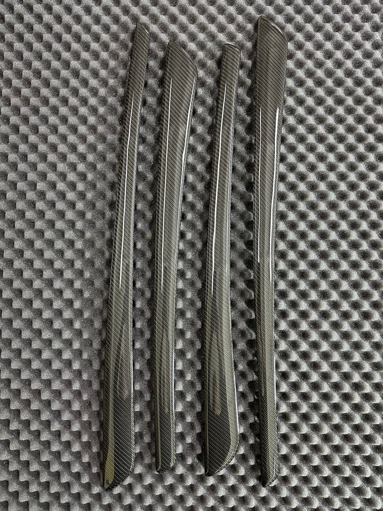 4 teiliges CARBON INTERIEUR FÜR DEN BMW E90/92/93 M3